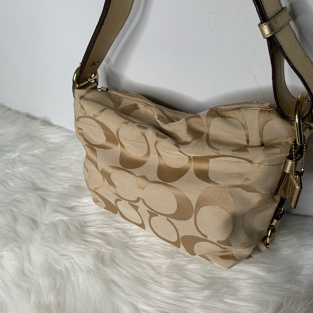 Beautiful coach bag - Picture 3 of 11